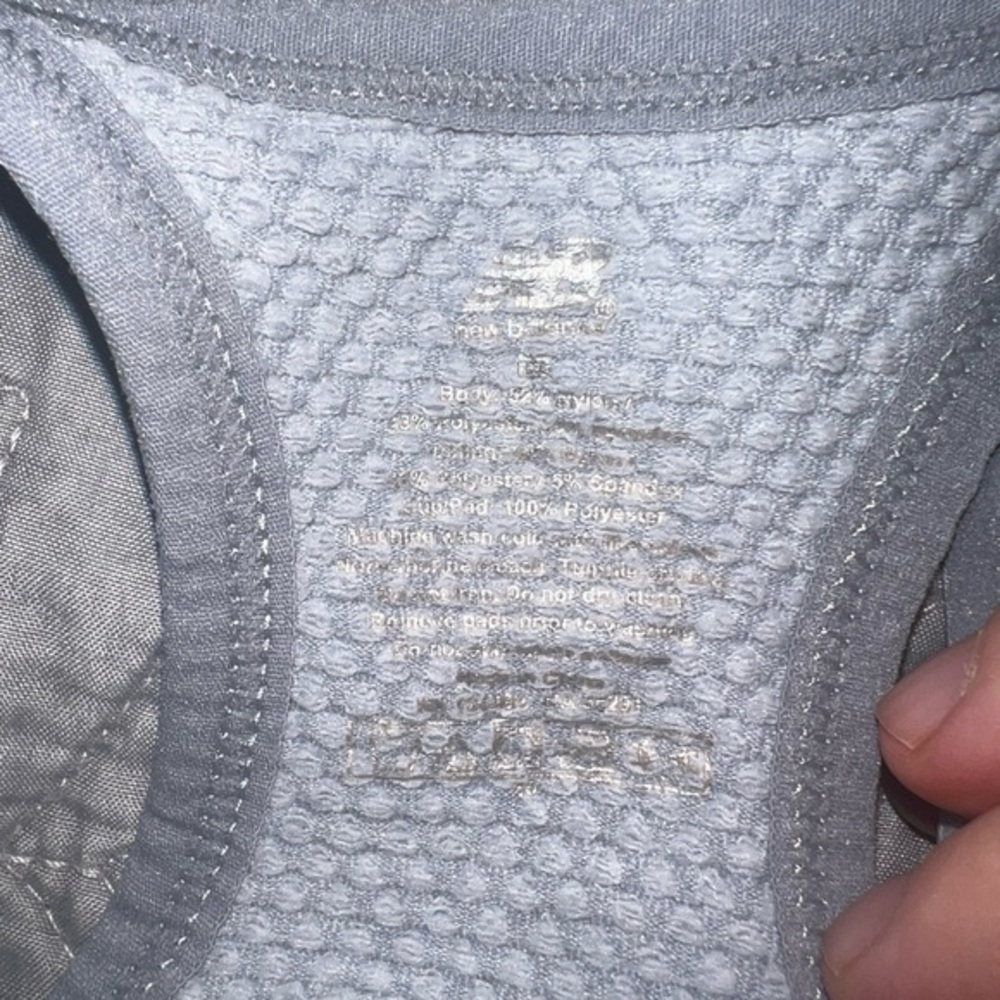 NEW BALANCE Sports Bra 2 for‎ $22❇️ - Picture 4 of 4